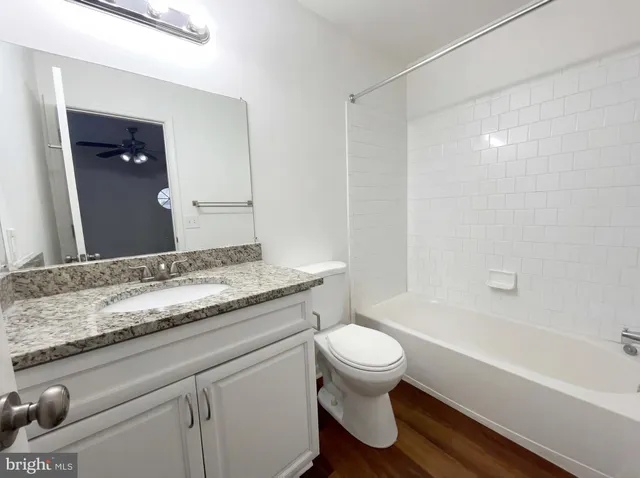 $460,000 | 12632 Fair Crest Court, Unit 135, Fairfax, VA 22033