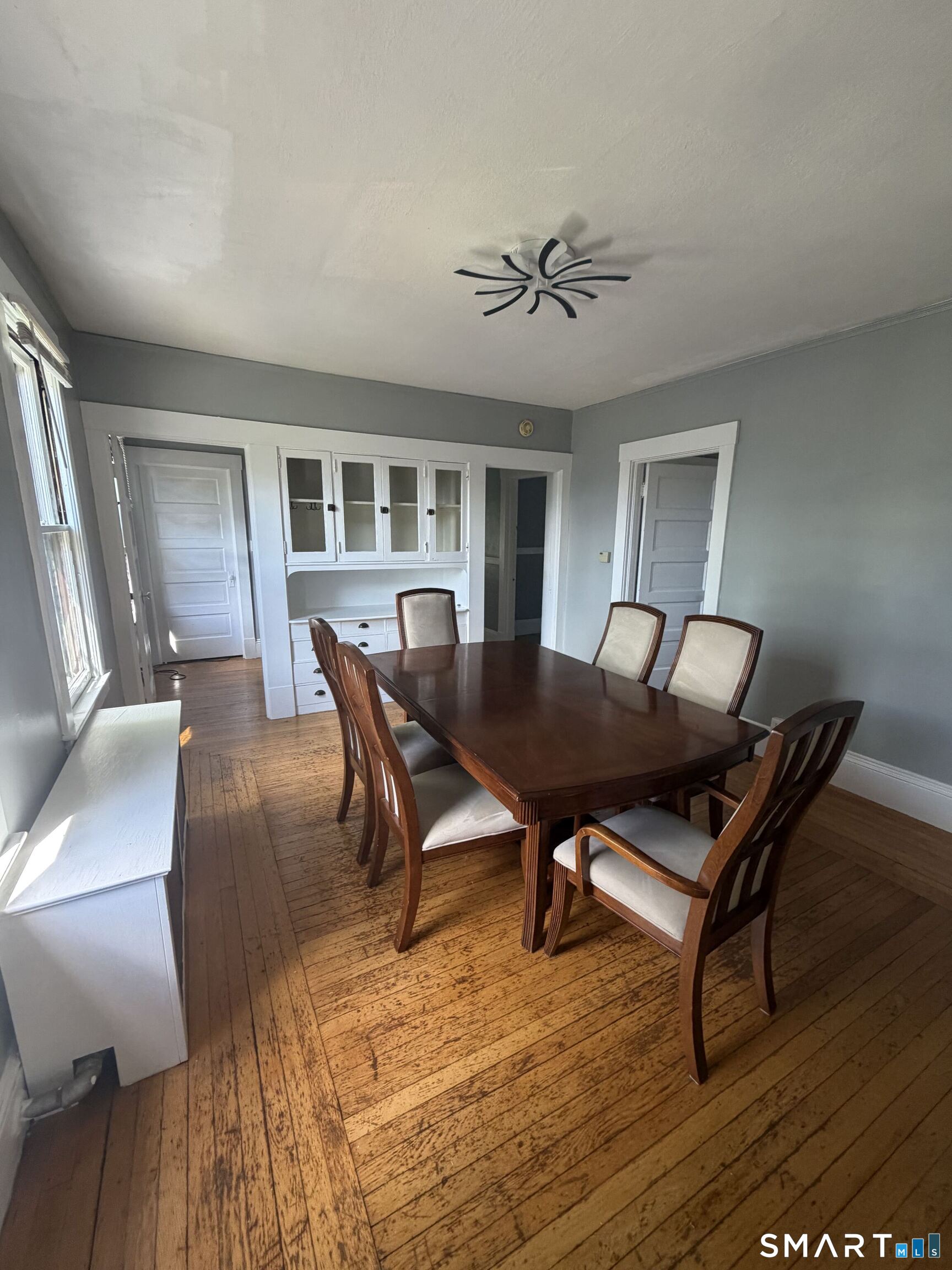 105 Grennan Road West Hartford, CT 06107 - Photo 5 of 21