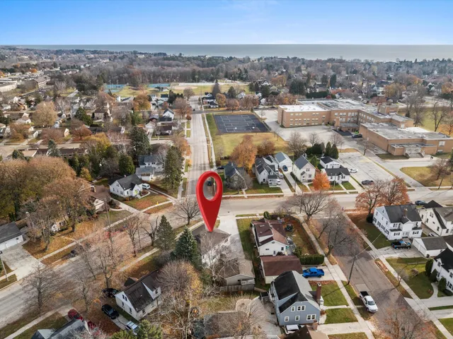 $244,900 | 1101 Nagle Avenue, Unit 1103, Manitowoc, WI 54220