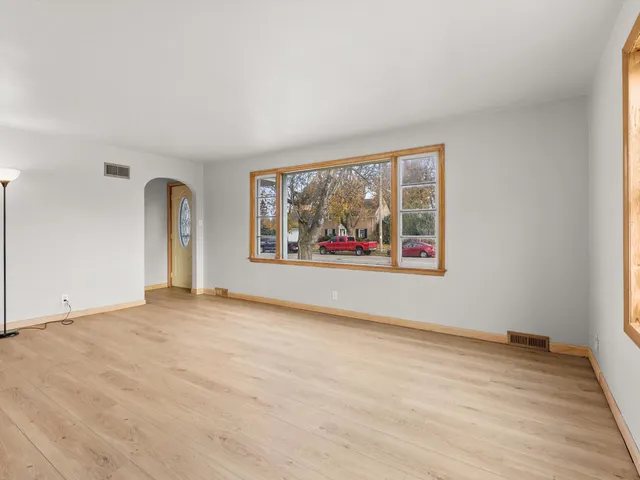 $244,900 | 1101 Nagle Avenue, Unit 1103, Manitowoc, WI 54220