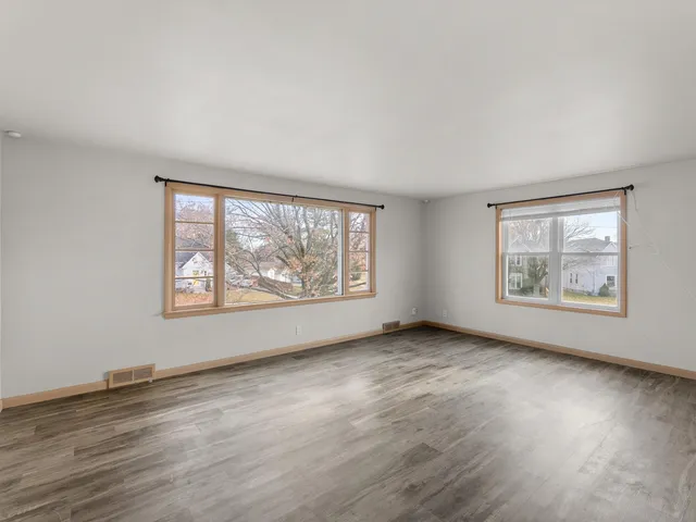 $244,900 | 1101 Nagle Avenue, Unit 1103, Manitowoc, WI 54220