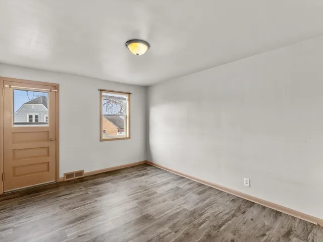 $244,900 | 1101 Nagle Avenue, Unit 1103, Manitowoc, WI 54220