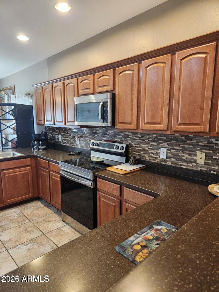 108 East Ridgeview Trail Casa Grande, AZ 85122 - Photo 2 of 12 20260410003619804140000000-o