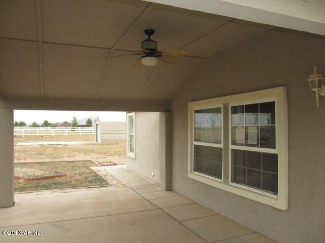 023-254317-Front Patio