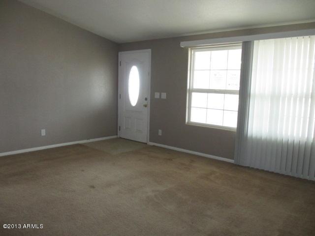 9660 North Ranchette Way Maricopa, AZ 85139 - Photo 9 of 39 023-254317-Living room entry