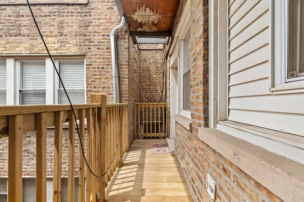 $185,000 | 6457 North California Avenue, Unit 3, Chicago, IL 60645