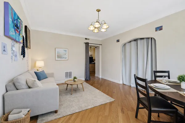 $185,000 | 6457 North California Avenue, Unit 3, Chicago, IL 60645