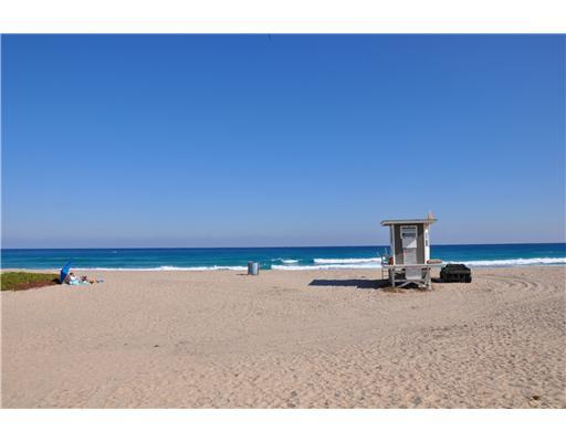 1401 Tidal Pointe Boulevard, Unit 202 Jupiter, FL 33477 - Photo 20 of 22 Beach