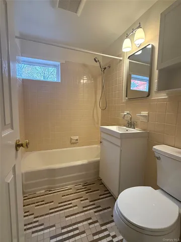 $3,800 | 100 Pocantico Street, Sleepy Hollow, NY 10591