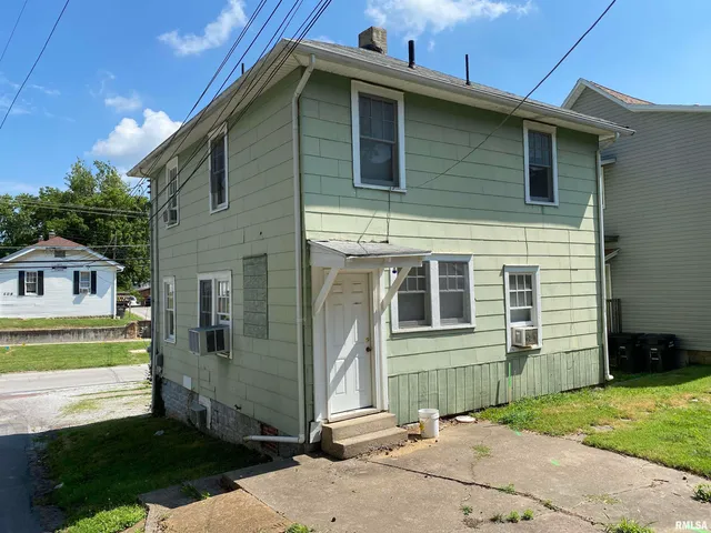$59,000 | 403 West Cherry Street, Carbondale, IL 62901