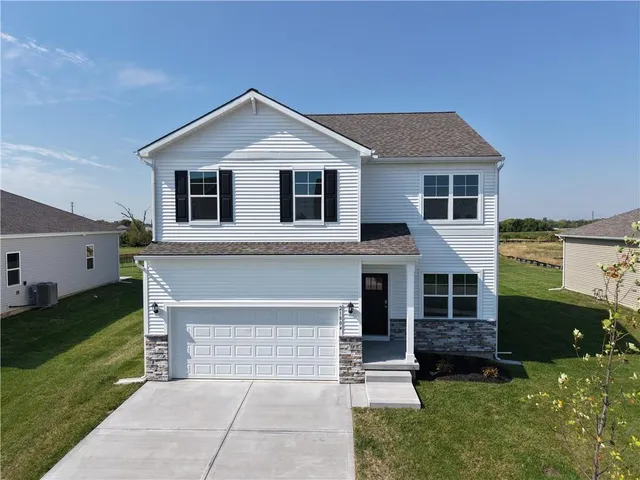 $359,990 | 21804 Lucca Lane, Peculiar, MO 64078