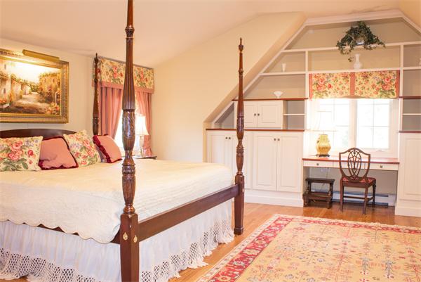 10 Cushing Road Wellesley, MA 02481 - Photo 13 of 20