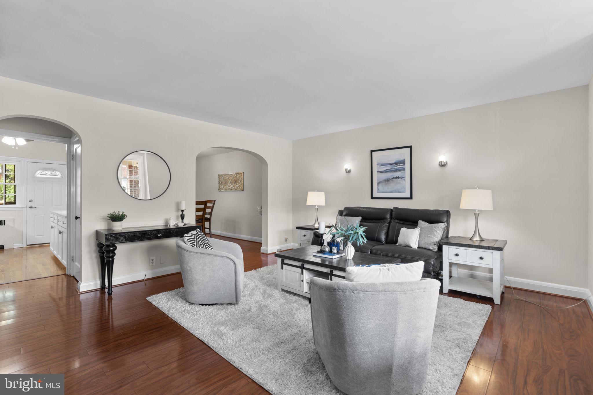 106 Cherrydell Road Baltimore, MD 21228 - Photo 5 of 50 Bright, spacious & freshly painted living room