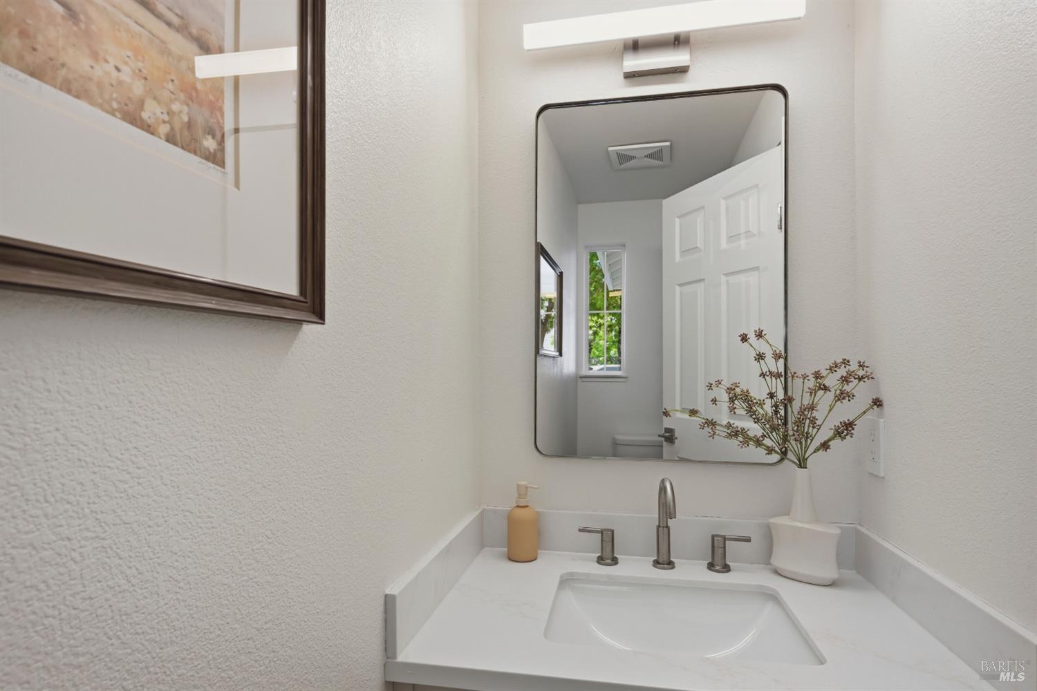 5682 Raters Drive Santa Rosa, CA 95409 - Photo 21 of 36