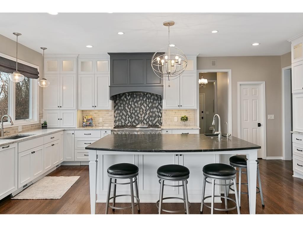 19009 Firethorn Point Eden Prairie, MN 55347 - Photo 3 of 40 Gallery Image 3