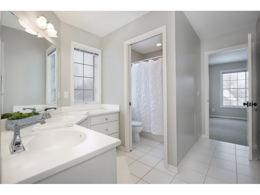 19009 Firethorn Point Eden Prairie, MN 55347 - Photo 23 of 40 Gallery Image 23