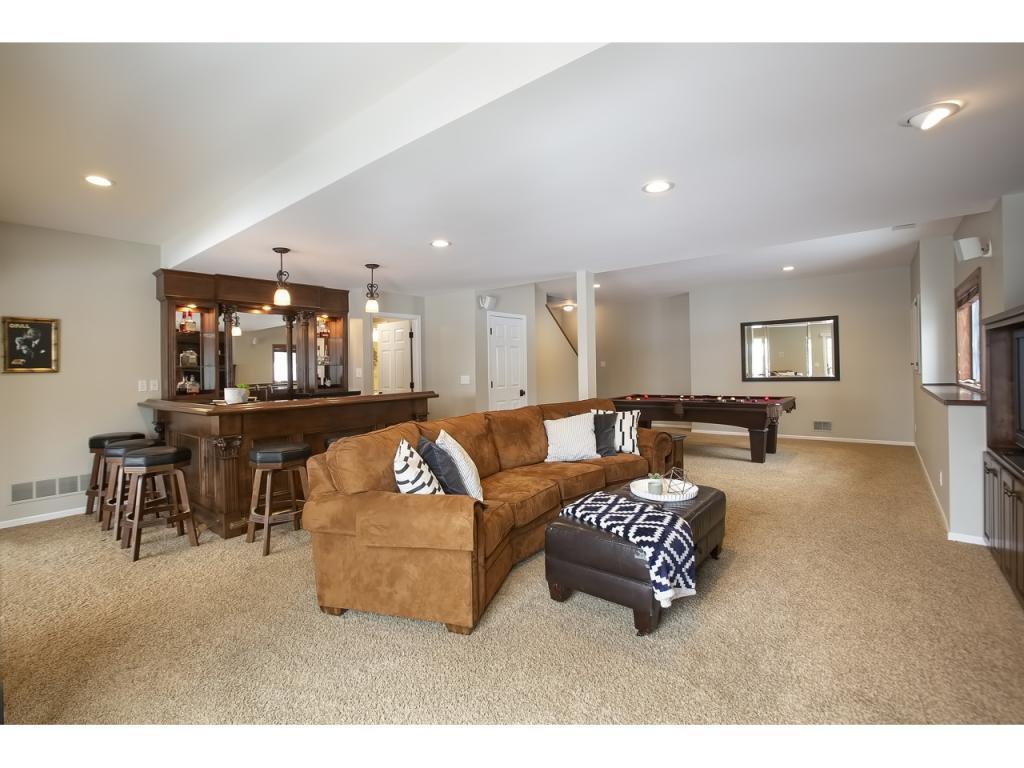 19009 Firethorn Point Eden Prairie, MN 55347 - Photo 29 of 40 Gallery Image 29