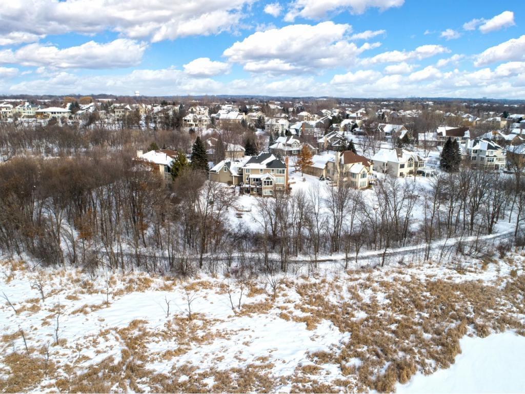 19009 Firethorn Point Eden Prairie, MN 55347 - Photo 33 of 40 Gallery Image 33
