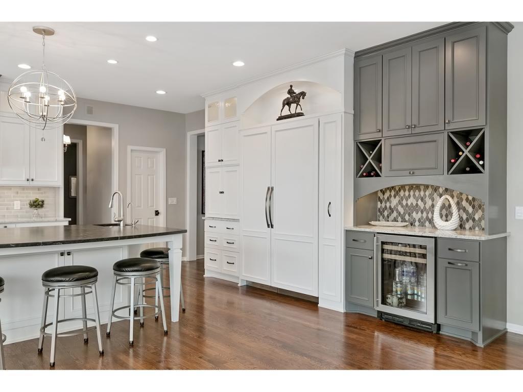 19009 Firethorn Point Eden Prairie, MN 55347 - Photo 6 of 40 Gallery Image 6