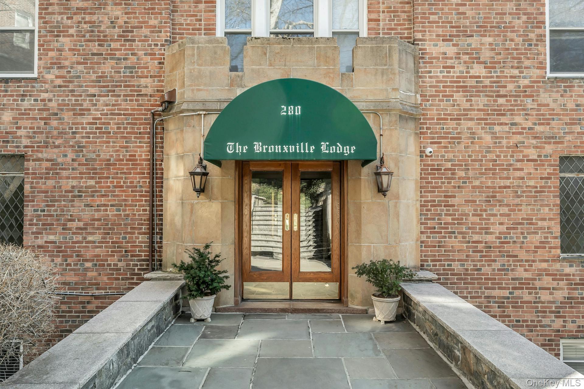 280 Bronxville Road, Unit 5X Bronxville, NY 10708 - Photo 1 of 31