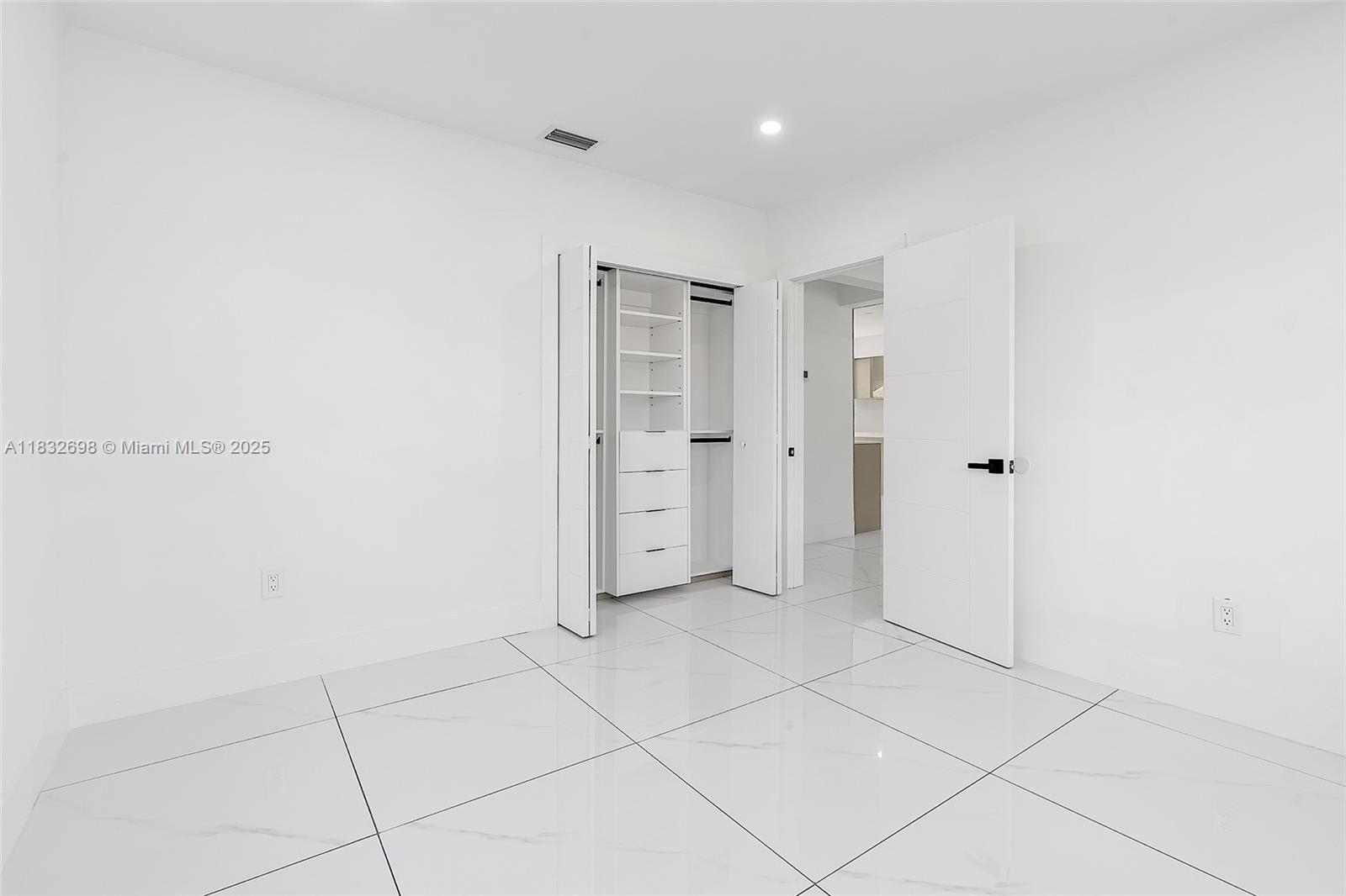 6540 Southwest 25th Street Miami, FL 33155 - Photo 20 of 37 a view of an empty room