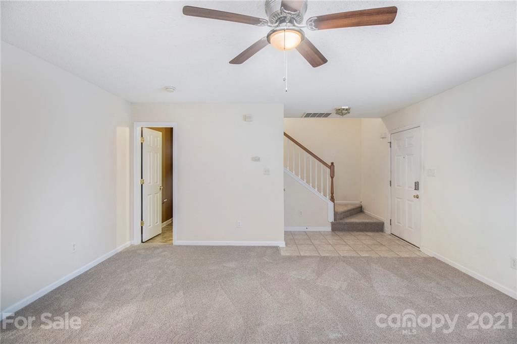 2918 Fairglen Road Charlotte, NC 28269 - Photo 15 of 20 Gallery Image 15