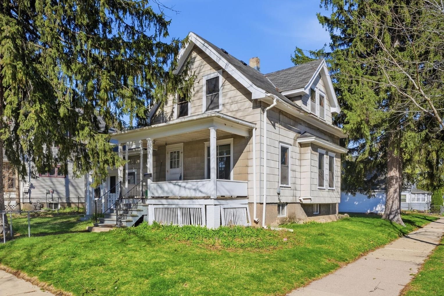 2342 Upham Street Madison, WI 53704 - Photo 1 of 44