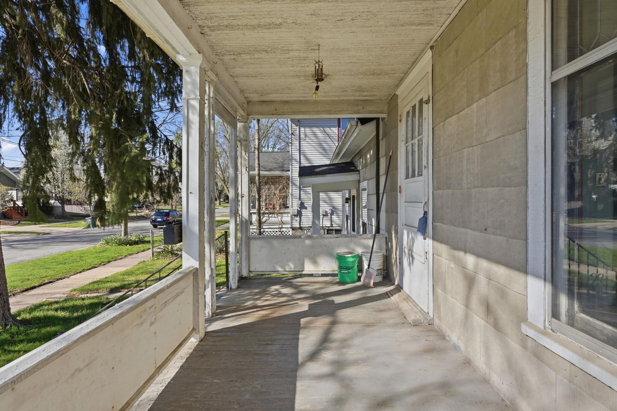 2342 Upham Street Madison, WI 53704 - Photo 3 of 44