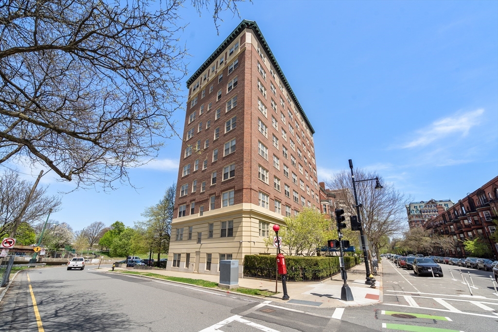 534 Beacon Street, Unit 707 Boston, MA 02215 - Photo 15 of 16 a view of a building and a street
