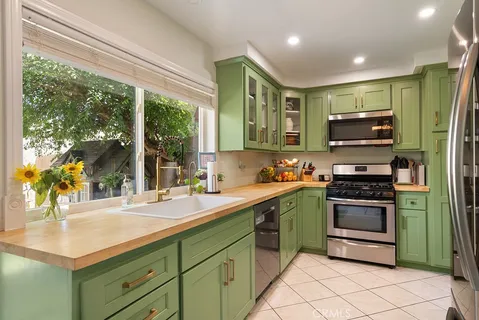 $738,500 | 12856 Newhope Street, Garden Grove, CA 92840