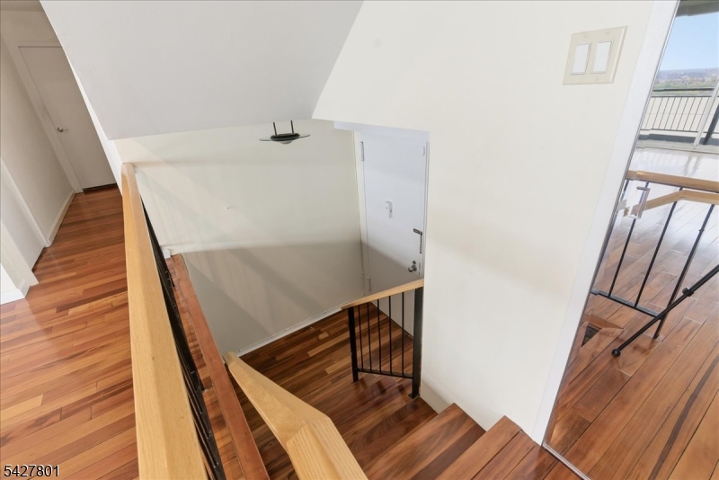 2 Horizon Road Fort Lee, NJ 07024 - Photo 2 of 30