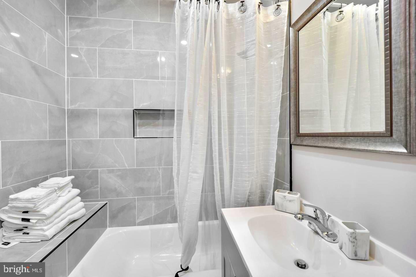 4227 Edson Place Northeast Washington, DC 20019 - Photo 10 of 24 Virtually staged