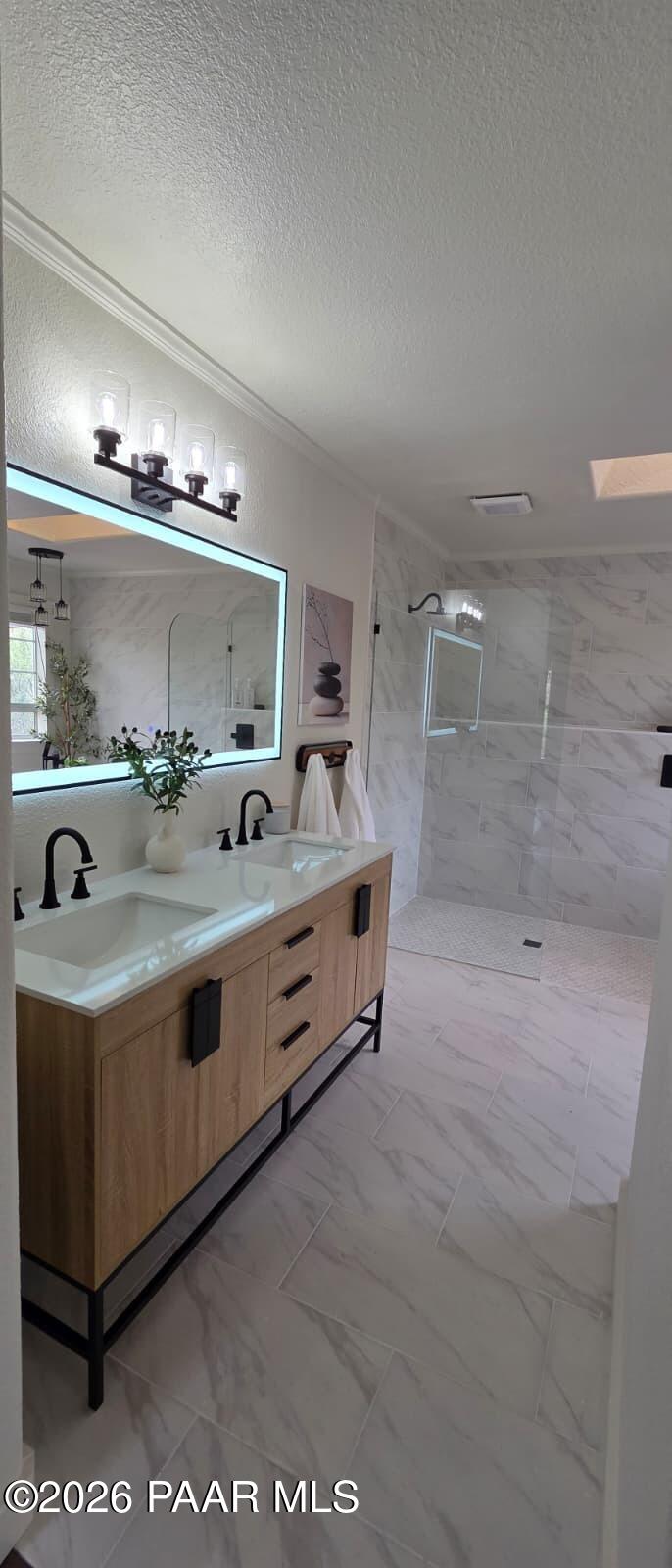 1804 Pony Soldier Road Prescott, AZ 86303 - Photo 11 of 19 Primary Bath 1 - Vanity