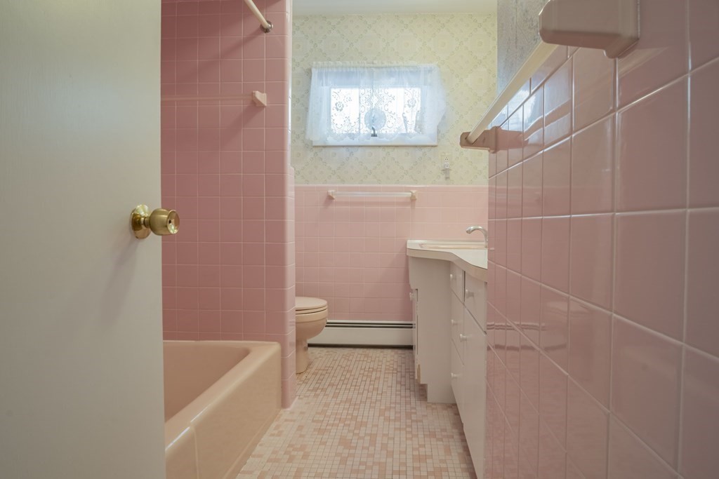 39 Pilgrim Road Marblehead, MA 01945 - Photo 29 of 41