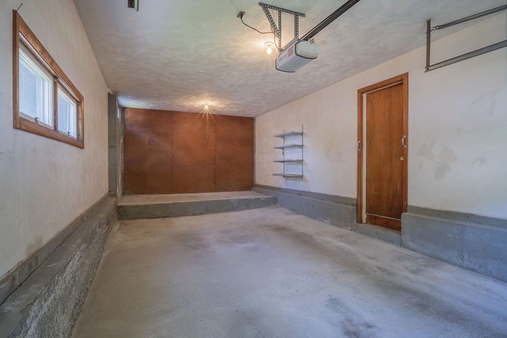 39 Pilgrim Road Marblehead, MA 01945 - Photo 38 of 41