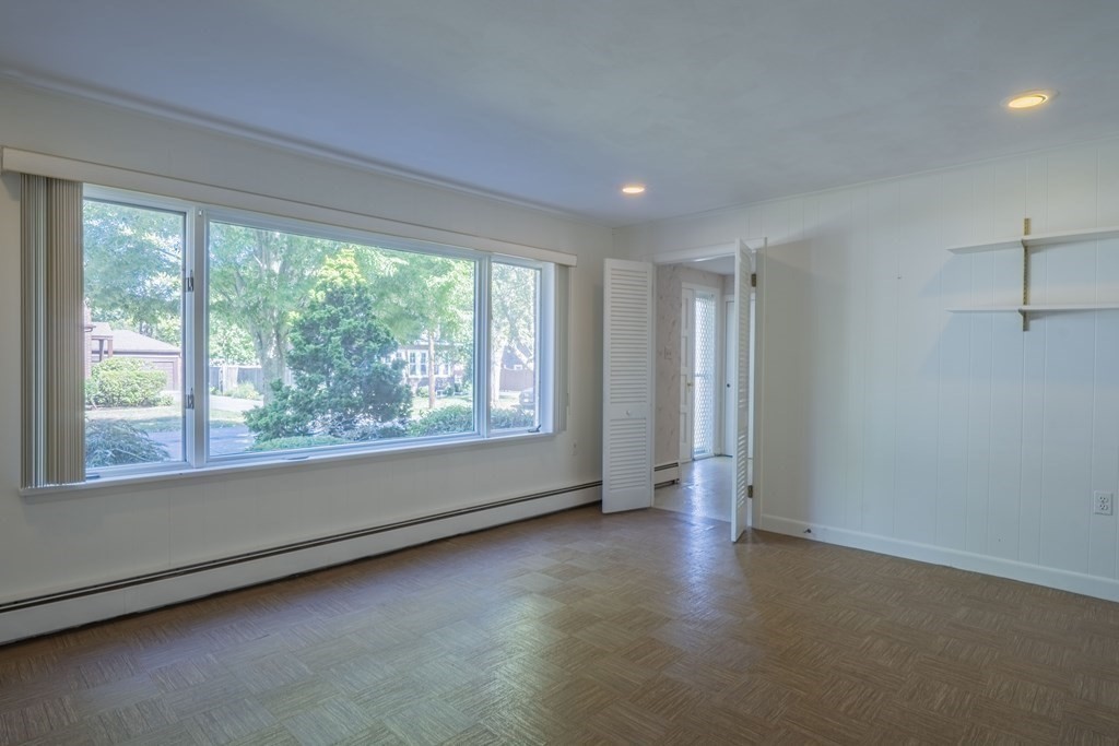 39 Pilgrim Road Marblehead, MA 01945 - Photo 5 of 41
