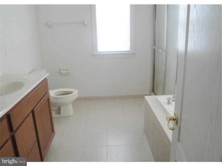 9 Farmview Road Bordentown, NJ 08505 - Photo 13 of 21 Master Bathroom