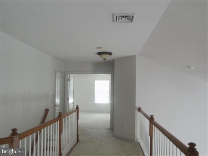 9 Farmview Road Bordentown, NJ 08505 - Photo 10 of 21 Hallway