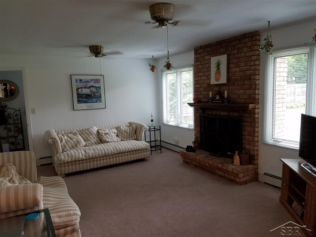 671 Stoneham Road Saginaw, MI 48638 - Photo 22 of 49 31311634-22.JPG