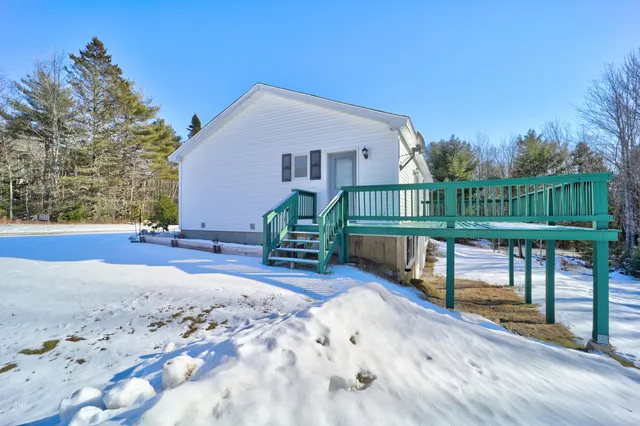 $379,000 | 170 Turkey Farm Road, Blue Hill, ME 04614