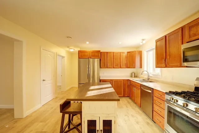 $379,000 | 170 Turkey Farm Road, Blue Hill, ME 04614