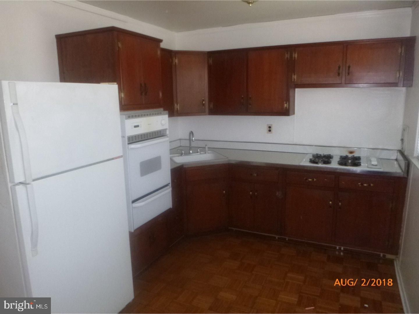 11875 Colman Road Philadelphia, PA 19154 - Photo 11 of 19 Kitchen