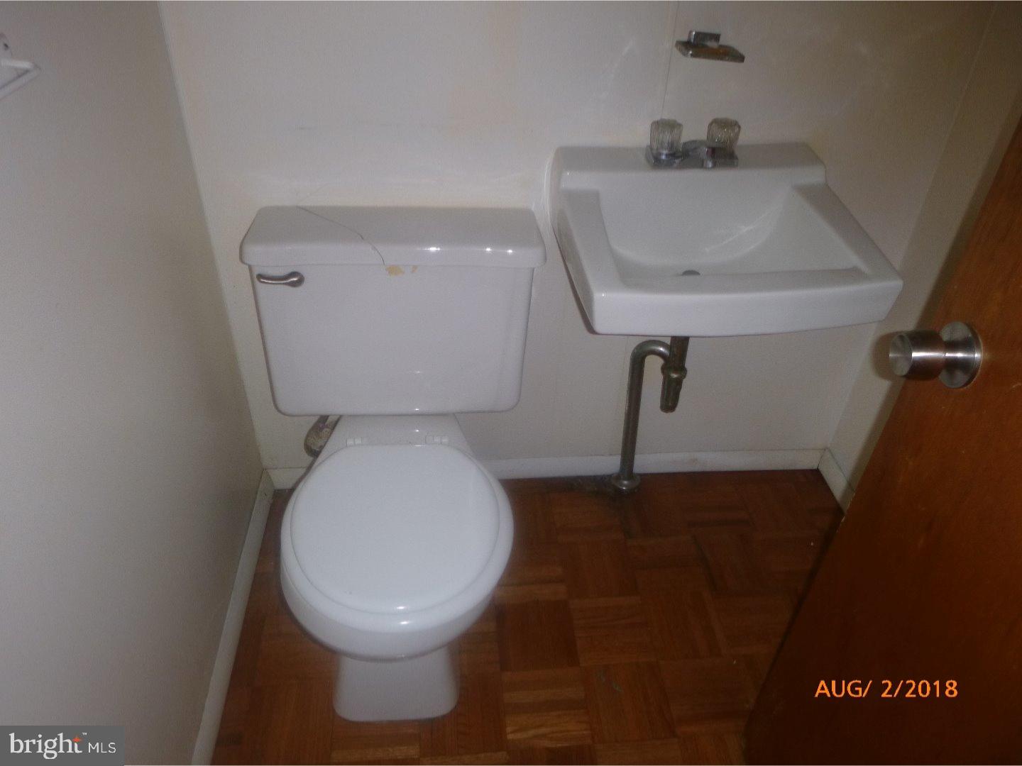 11875 Colman Road Philadelphia, PA 19154 - Photo 12 of 19 Bathroom