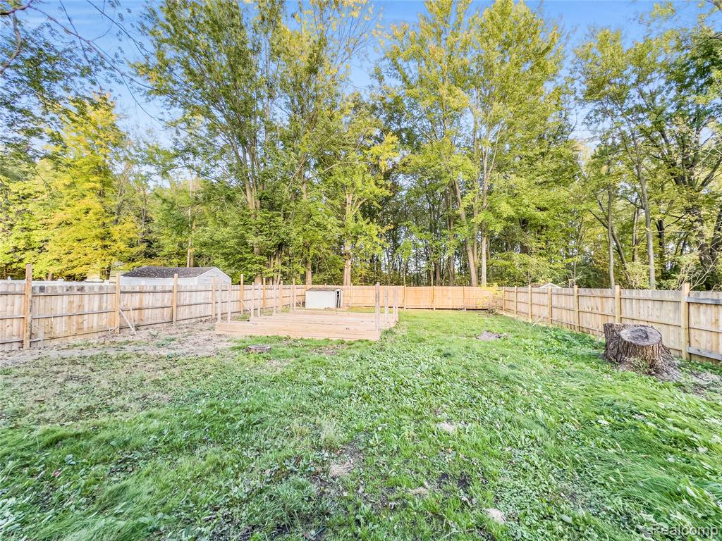 2372 Meadow Street Flushing, MI 48433 - Photo 17 of 17
