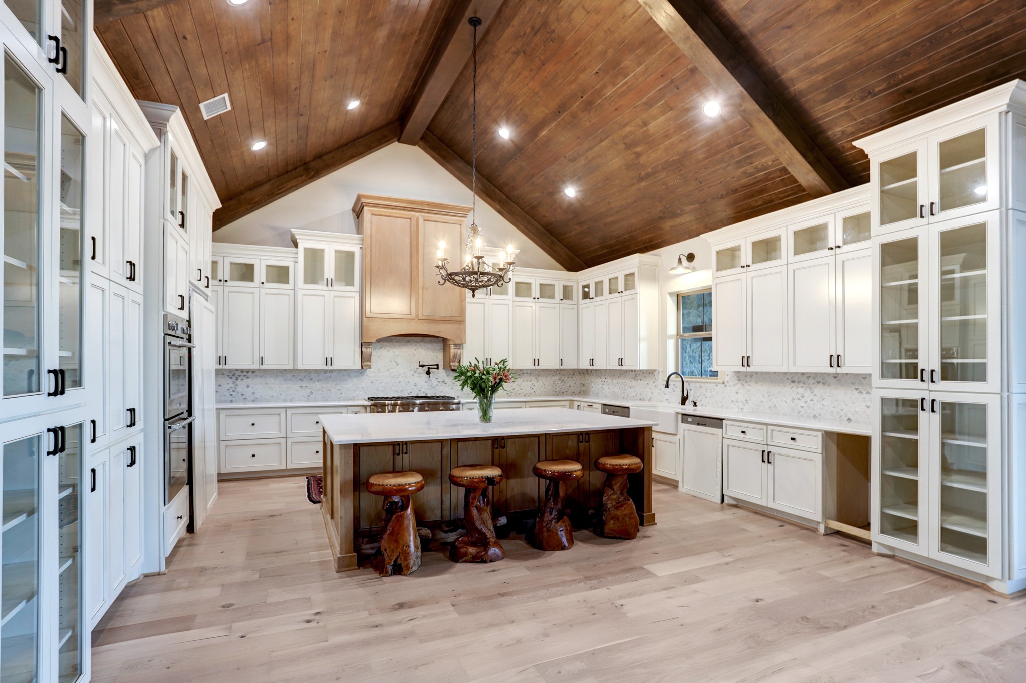 2130 Hartfield Road Round Top, TX 78954 - Photo 11 of 36 Gallery Image 11