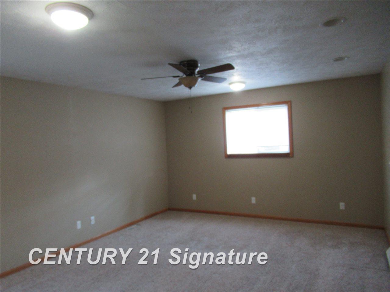 129 West Hibbard Road Owosso, MI 48867 - Photo 12 of 35
