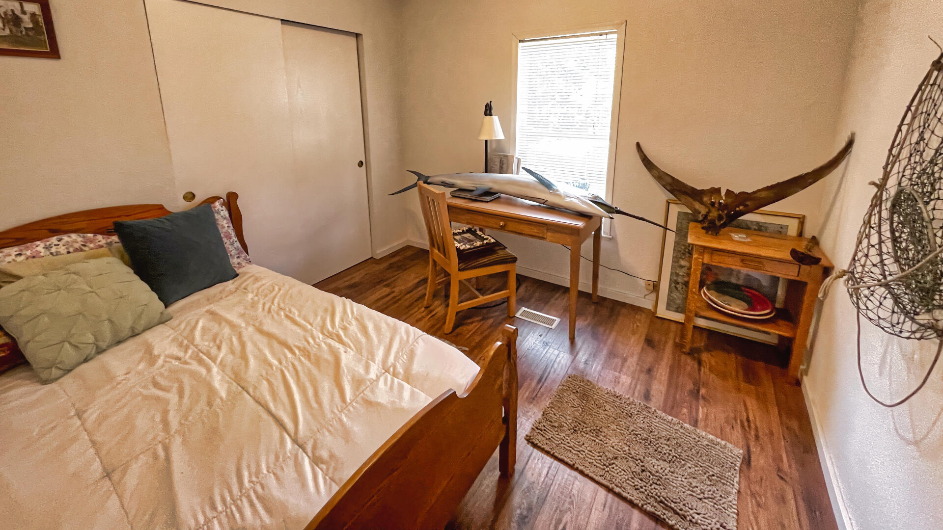 939 Greenview Road Cave Junction, OR 97523 - Photo 5 of 15 IMG_3250_upscale