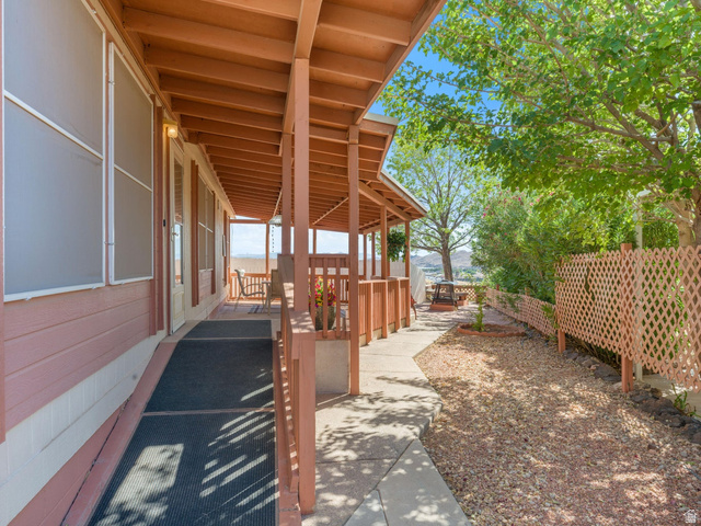 3941 West 40 North Hurricane, UT 84737 - Photo 43 of 55 Patio terrace