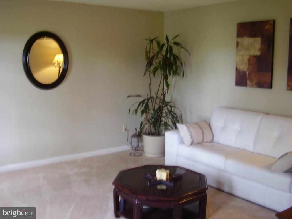 933 Nissley Road Lancaster, PA 17601 - Photo 14 of 44 Gallery Image 14