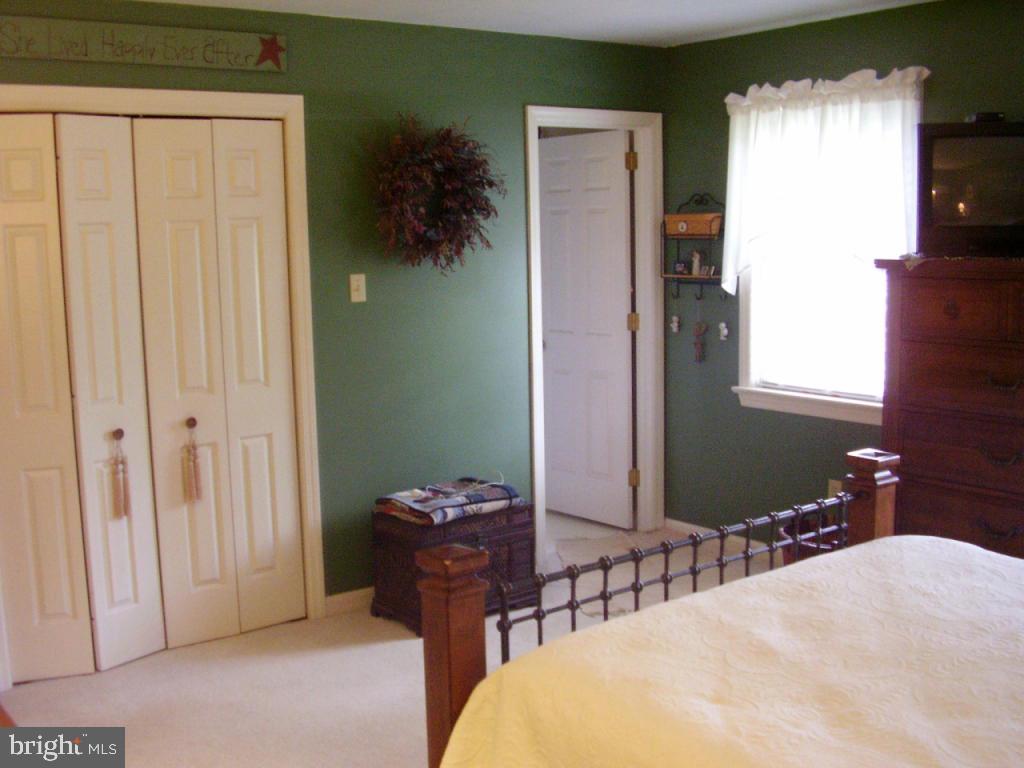933 Nissley Road Lancaster, PA 17601 - Photo 18 of 44 Gallery Image 18